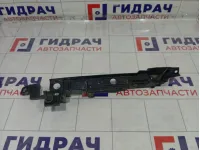 Кронштейн крепления крыла переднего правого Opel Corsa 13266901