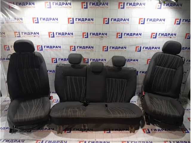 Сиденье комплект Opel Corsa