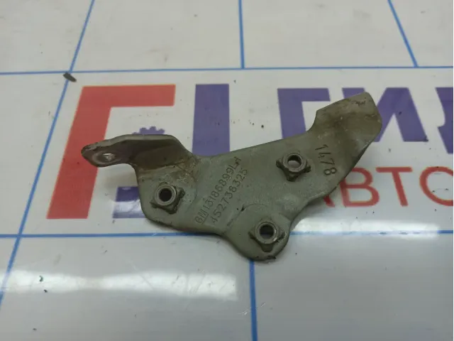 Кронштейн петли капота левый Opel Corsa D 13186899