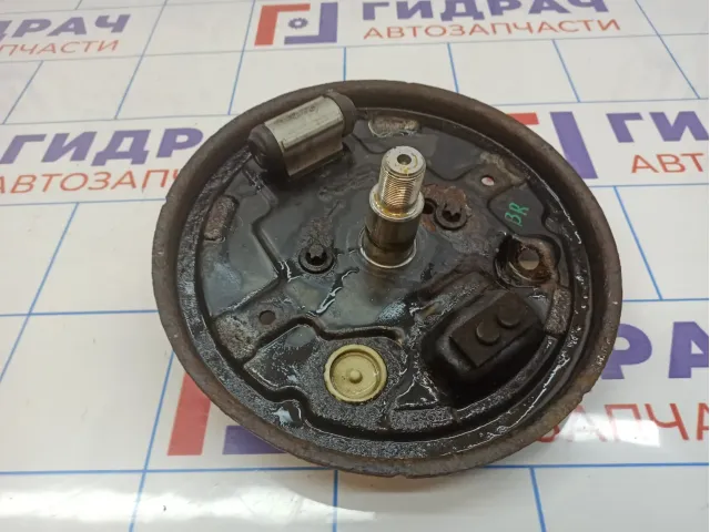 Щит опорный задний правый Opel Corsa D 546466