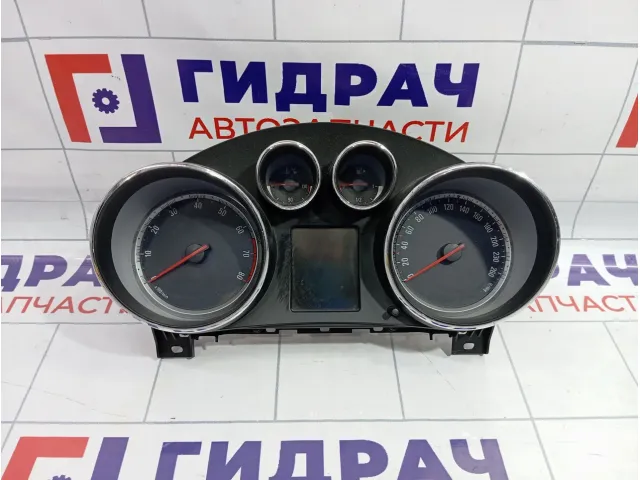 Панель приборов Opel Insignia 1256817