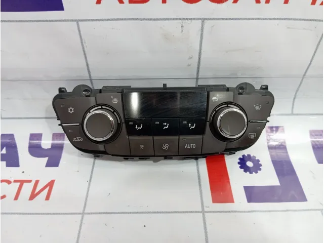 Блок управления климатической установкой Opel Insignia 1822697