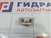 Повторитель на крыло левый Opel Insignia 1713423
