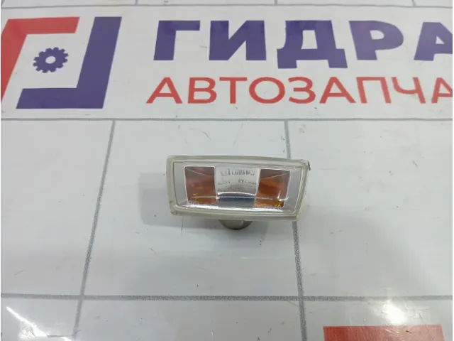 Повторитель на крыло левый Opel Insignia 1713423