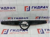Накладка на решетку радиатора Opel Insignia 13238421