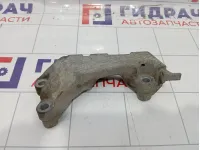 Кронштейн двигателя правый Opel Insignia 13227754