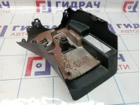 Кожух рулевой колонки нижний Opel Mokka (J13) 95102837