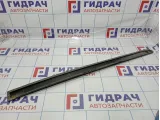 Молдинг передней левой двери Opel Zafira (B) 13137766