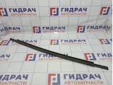 Накладка стекла переднего левого Opel Zafira (B) 5154115