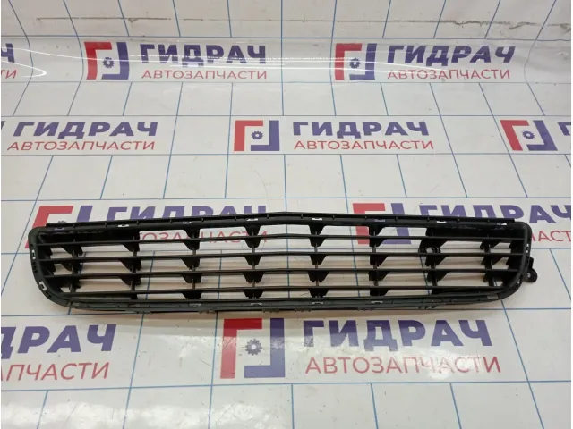Решетка в бампер центральная Opel Zafira (B) 1400337