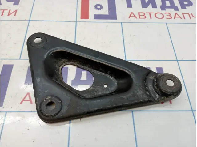 Кронштейн передней балки левый Opel Zafira (B) 302038