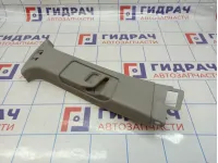 Обшивка стойки средней правой верхняя Opel Zafira (B) 7226300
