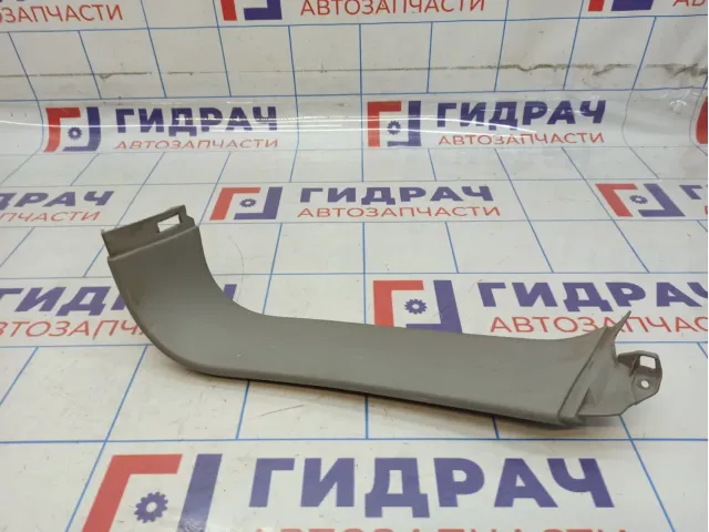 Обшивка двери багажника правая Opel Zafira (B) 7226320