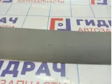 Обшивка двери багажника центральная верхняя Opel Zafira (B) 7226319