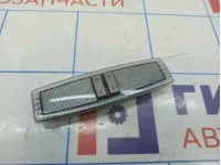 Плафон салонный Opel Zafira (B) 1230096