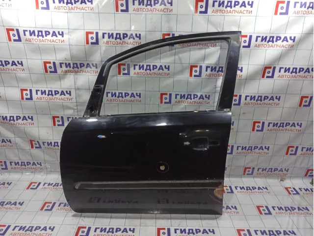 Дверь передняя левая Opel Zafira (B)