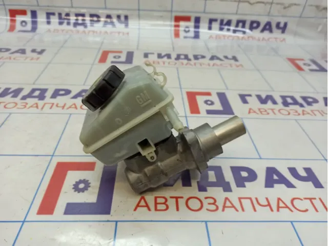 Цилиндр тормозной главный Opel Zafira (B) 558148