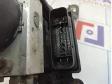 Блок ABS (насос) Opel Zafira (B) 13157576