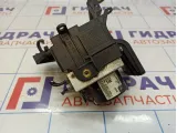 Блок ABS (насос) Opel Zafira (B) 13157576