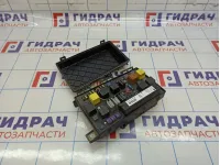 Блок предохранителей Opel Zafira (B) 1237094