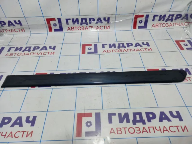 Молдинг задней левой двери Opel Zafira B 5172423