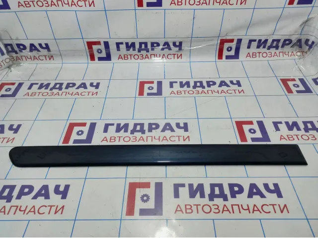 Молдинг задней правой двери Opel Zafira B 5172426