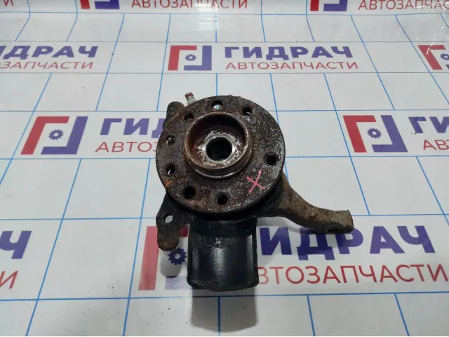 Кулак поворотный передний левый Opel Zafira B 5308045
