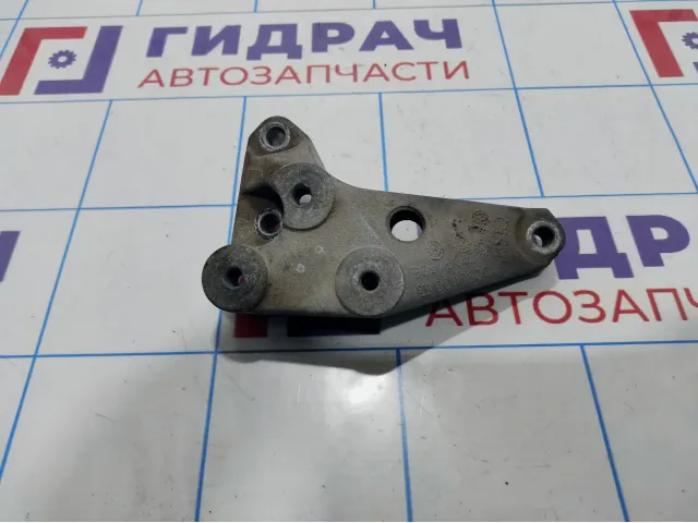 Кронштейн КПП Opel Zafira B 90575142