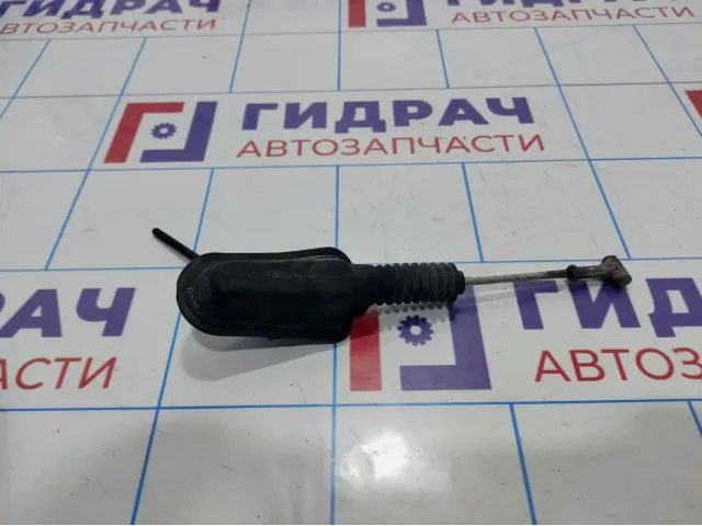 Трос стояночного тормоза центральный Opel Zafira B