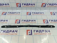 Направляющая заднего бампера Opel Zafira B 13157605