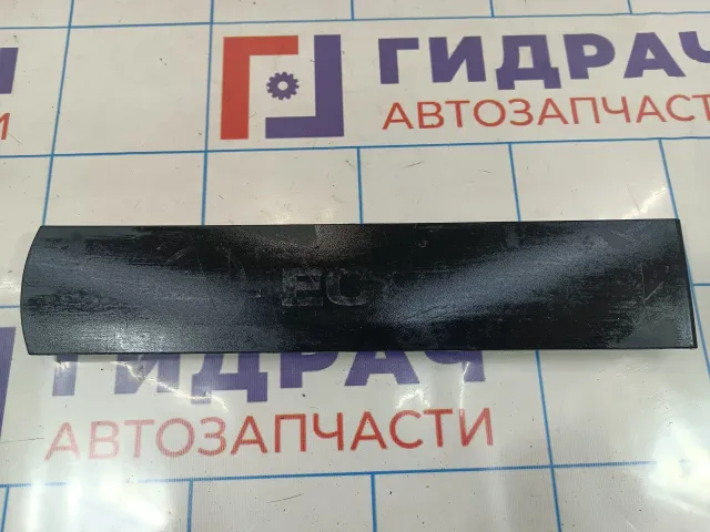 Накладка декоративная Opel Zafira B 24418420