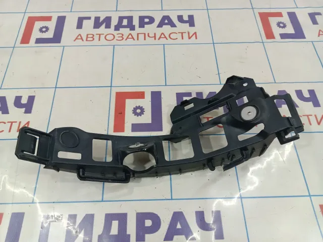 Направляющая заднего бампера левая Opel Zafira B 13125043