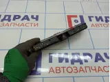 Кнопка аварийной сигнализации Opel Zafira B 13100117