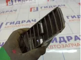 Дефлектор воздушный центральный левый Opel Zafira B 13145056