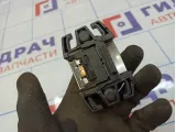 Кронштейн полки багажника Opel Zafira B 13158257