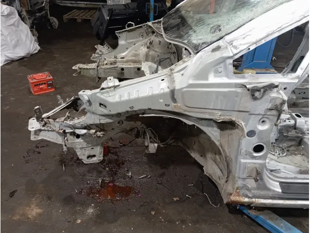 Лонжерон передний левый Opel Zafira