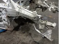 Лонжерон передний правый Opel Zafira