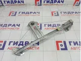 Стеклоподъемник механический задний правый Opel Zafira 5140080