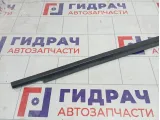 Накладка стекла заднего правого Opel Zafira 5154120