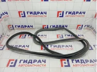 Уплотнитель двери багажника Opel Zafira 5157190