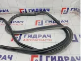 Уплотнитель двери багажника Opel Zafira 5157190