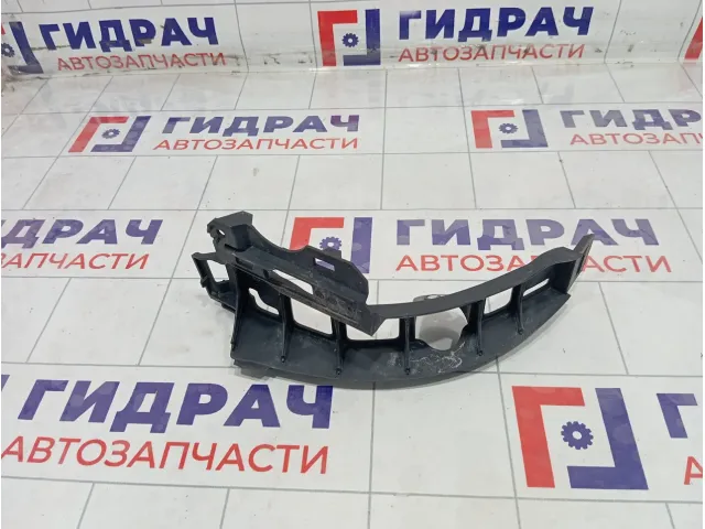 Кронштейн бампера задний левый Opel Zafira 13125043