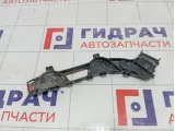 Кронштейн бампера задний правый Opel Zafira 13125037