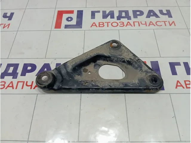 Кронштейн балки передний левый Opel Zafira 302038