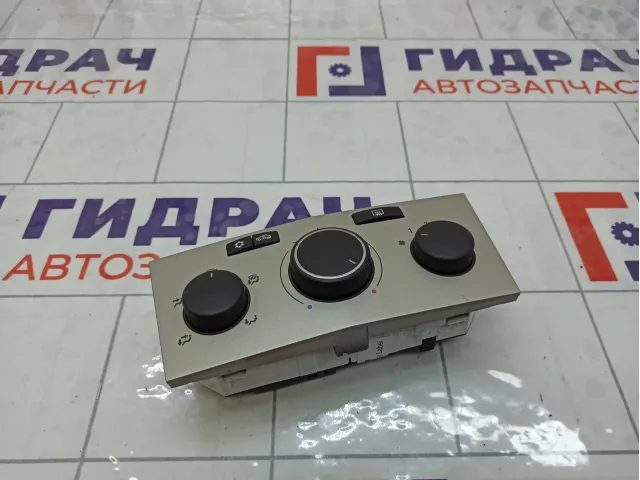 Блок управления отопителем (печкой) Opel Zafira 1822657