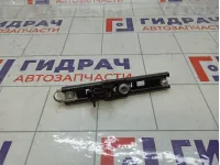Механизм регулировки ремня безопасности задний Opel Zafira 13193568