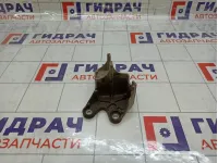Кронштейн троса кпп Opel Zafira 55354120
