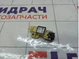Датчик AIR BAG Opel Zafira 13251078