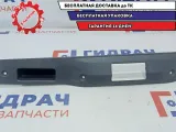 Обшивка двери багажника нижняя Opel Zafira 2 2223024.