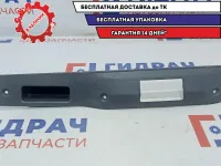 Обшивка двери багажника нижняя Opel Zafira 2 2223024.